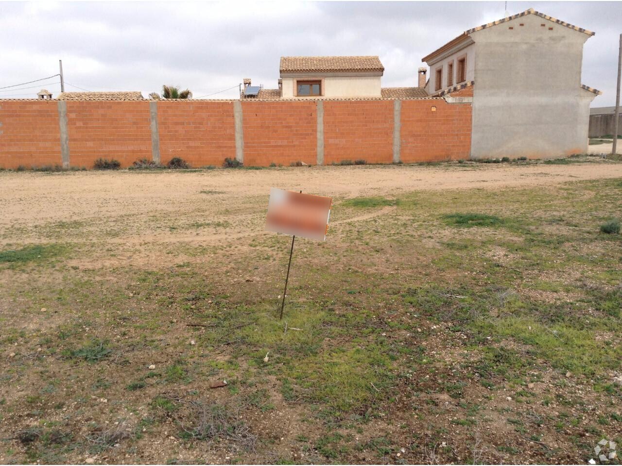 Land in Las Pedroñeras, Cuenca for sale Primary Photo- Image 1 of 2