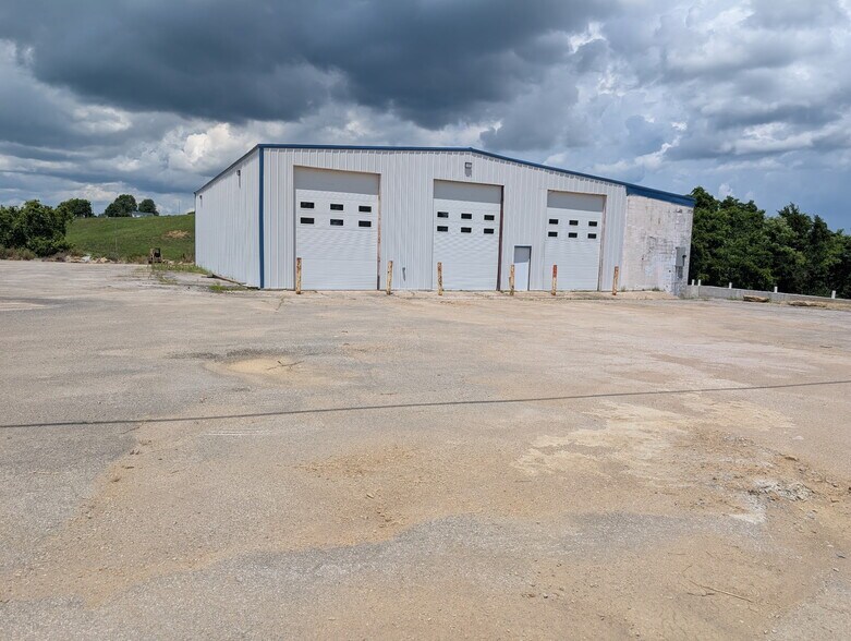 116 Carr Ln, Richmond, KY à louer - Photo du bâtiment - Image 3 de 5