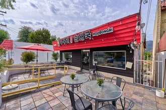 3630 Foothill Blvd, La Crescenta, CA for lease Building Photo- Image 1 of 17