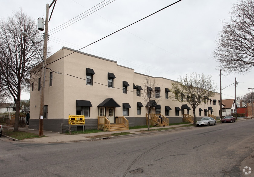 301 17th Ave NE, Minneapolis, MN for sale - Primary Photo - Image 1 of 8