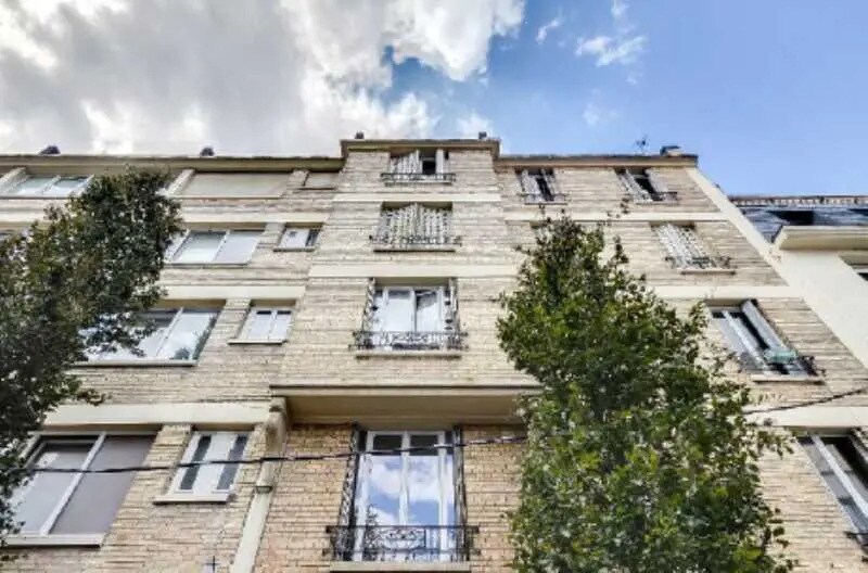 Bureau dans Montrouge à louer - Photo du bâtiment - Image 2 de 14