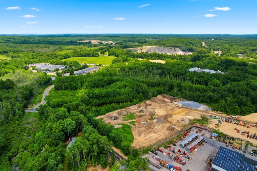 36 Old County rd, Plaistow, NH for sale - Building Photo - Image 3 of 15