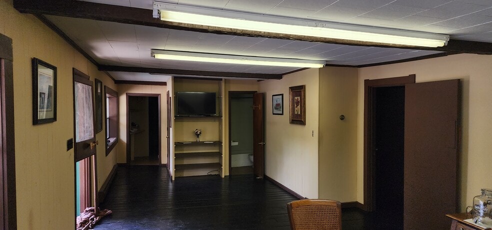 3385 US Highway 321 S, Blowing Rock, NC à vendre - Hall d’entrée - Image 3 de 10