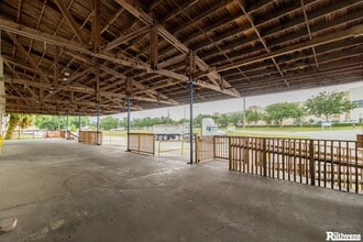 701 NW 42nd St, Winter Haven, FL à louer Photo intérieure- Image 2 de 20