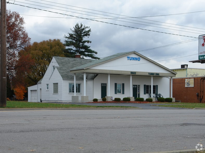 5922 South Ave, Youngstown, OH for lease - Primary Photo - Image 1 of 9
