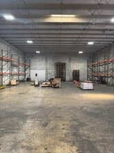 7100-7150 NW 37th Ave, Miami, FL for lease Interior Photo- Image 1 of 1