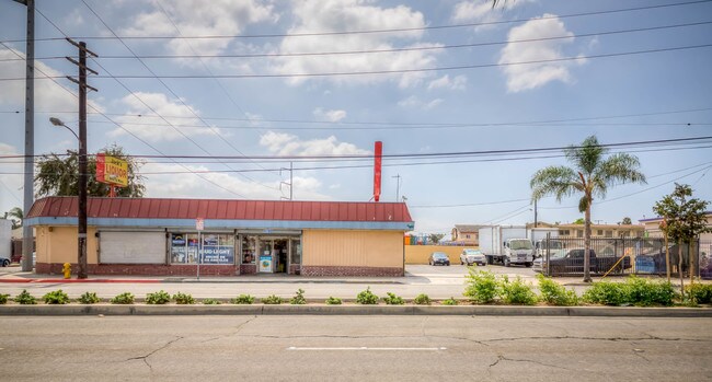 More details for 4700 W Imperial Hwy, Inglewood, CA - Retail for Sale