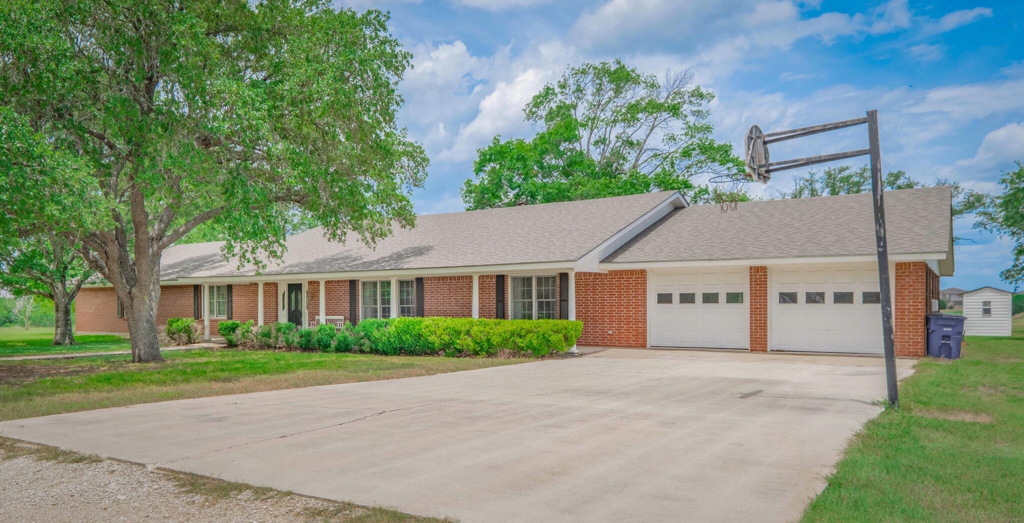 1221 Pieper Rd, New Braunfels, TX for sale Primary Photo- Image 1 of 42