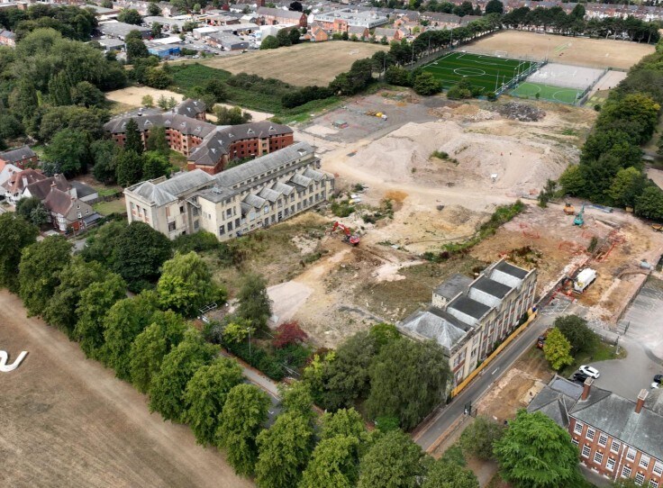 St. Georges Av, Northampton à vendre Photo principale- Image 1 de 2