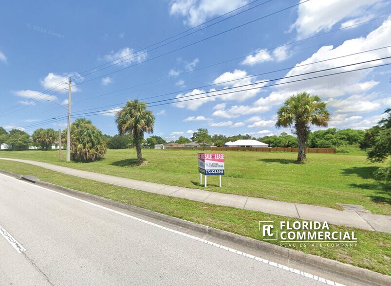 1561-1581 SW Gatlin Blvd, Port Saint Lucie, FL à vendre - Photo du bâtiment - Image 2 de 4