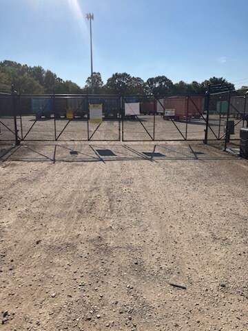 4055 S Mendenhall Rd, Memphis, TN for lease - Building Photo - Image 3 of 4