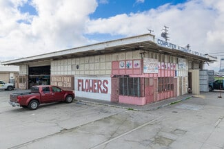 Plus de détails pour 555 Broadway St, Fresno, CA - Commerce de détail à vendre