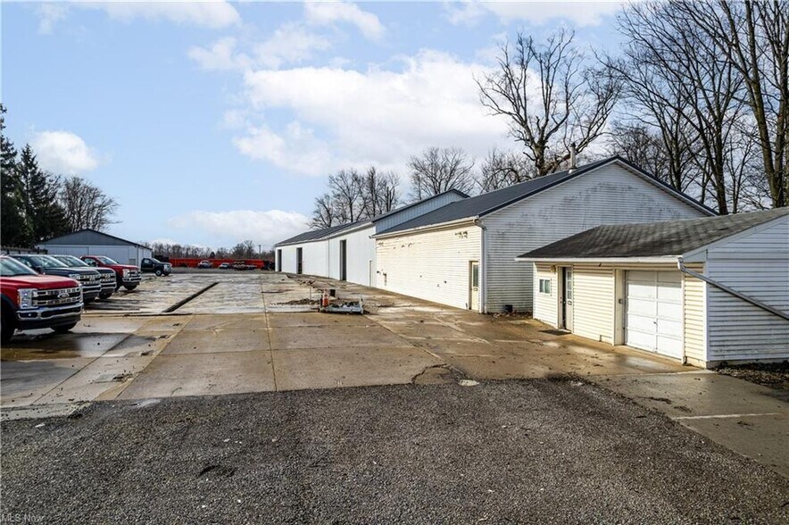 15355 Old Lincoln Way, Dalton, OH à vendre - Photo du bâtiment - Image 3 de 40