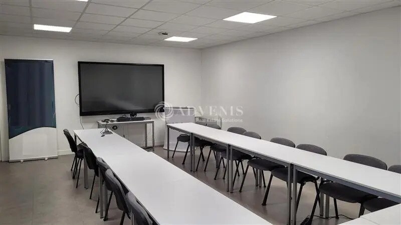 Local d'activités dans La Chapelle-sur-Erdre à vendre - Photo intérieure - Image 2 de 8