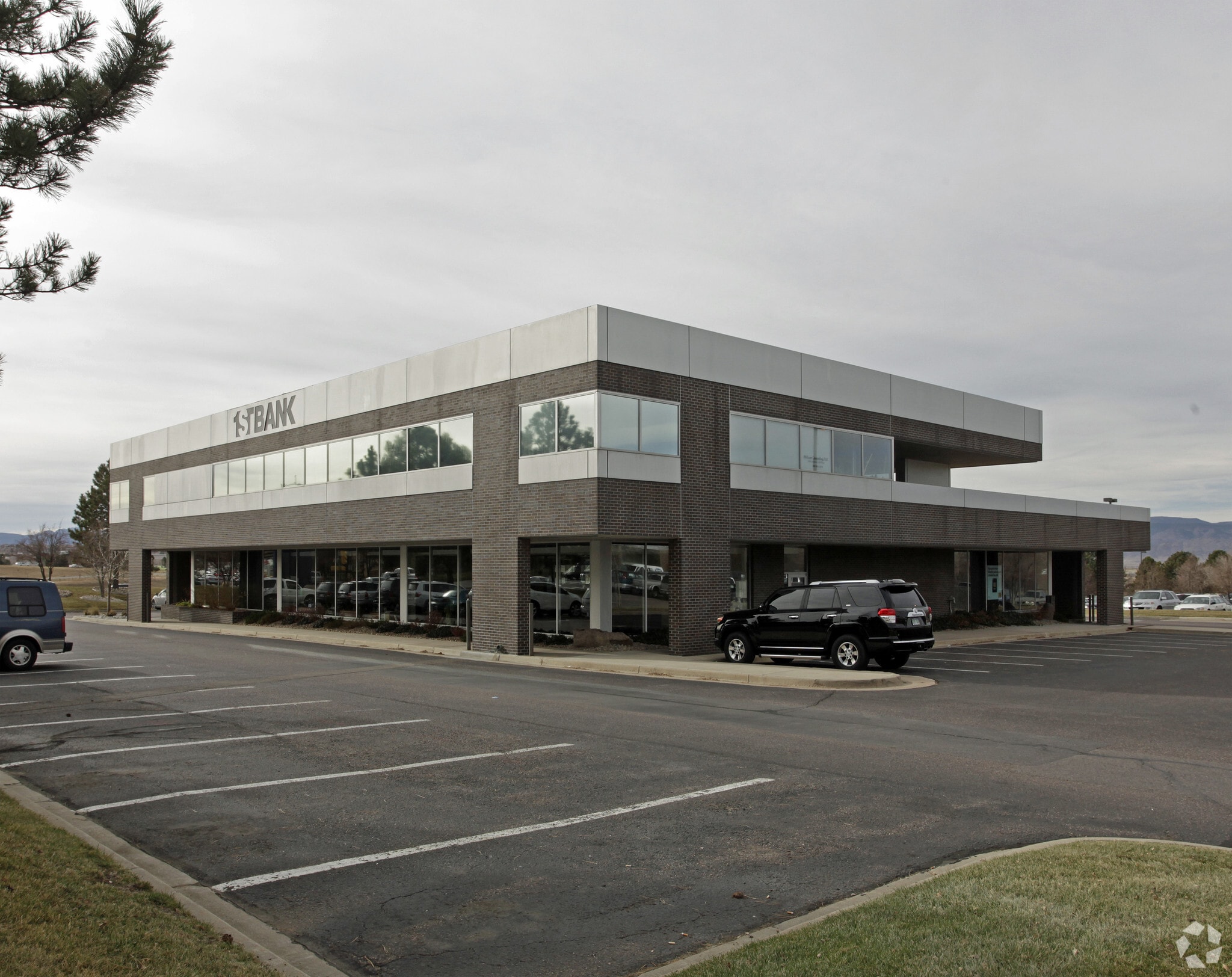 101 W County Line Rd, Littleton, CO for lease Primary Photo- Image 1 of 4