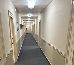 177 Main St, Huntington, NY for lease Interior Photo- Image 1 of 5