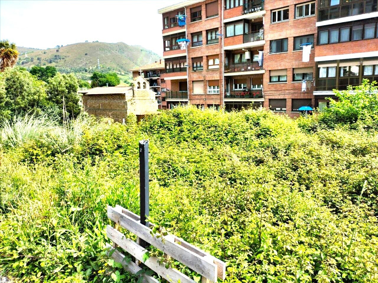 4 de la Unidad de Ejecucion, Alonsotegi, Vizcaya for sale Primary Photo- Image 1 of 14