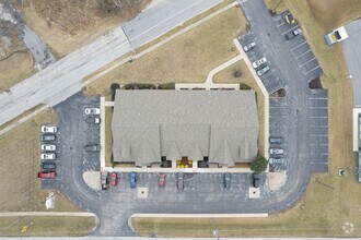 1355 W Main St, Bellevue, OH - Aérien  Vue de la carte - Image1
