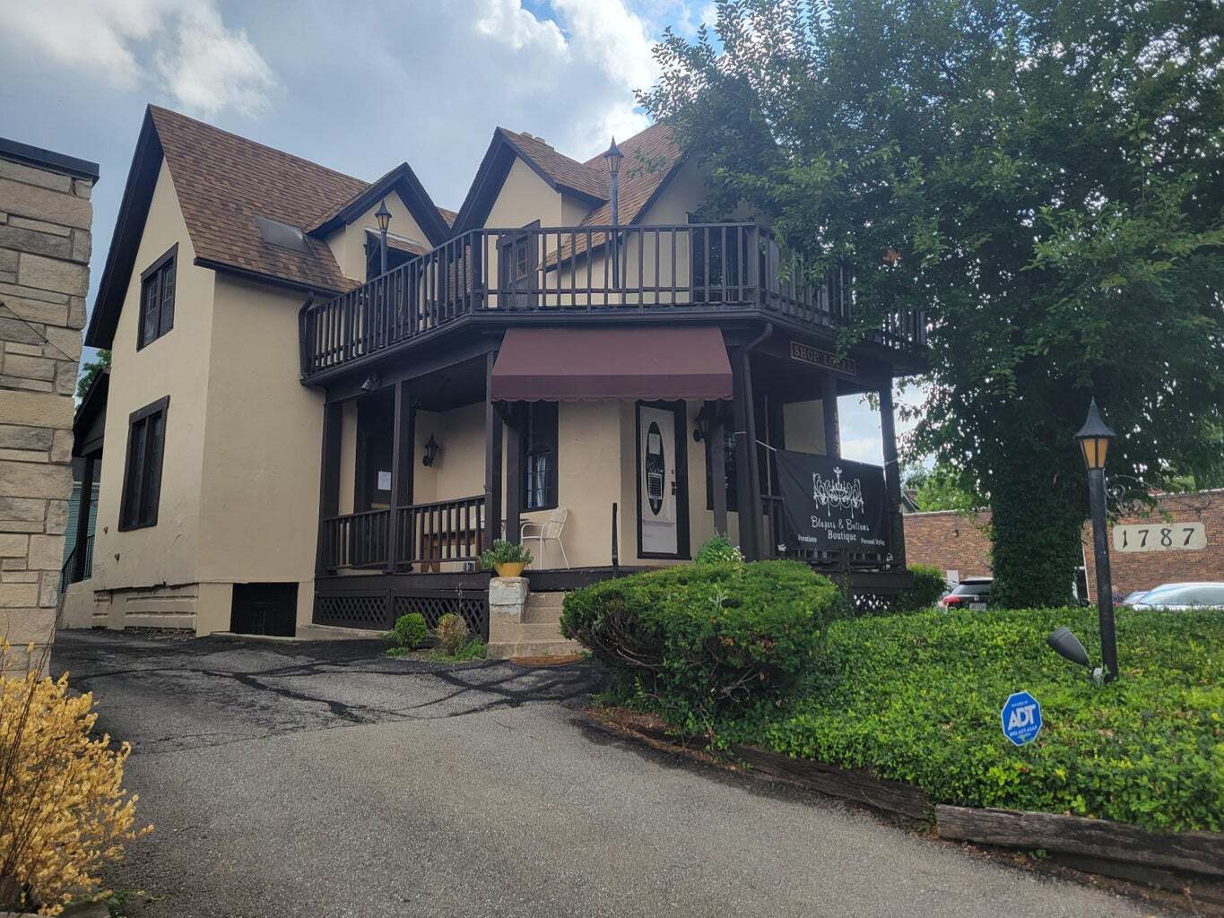 1787 W 5th Ave, Columbus, OH for lease Primary Photo- Image 1 of 5