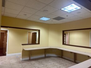 901-1001 N University Dr, Coral Springs, FL à louer Photo du bâtiment- Image 2 de 5