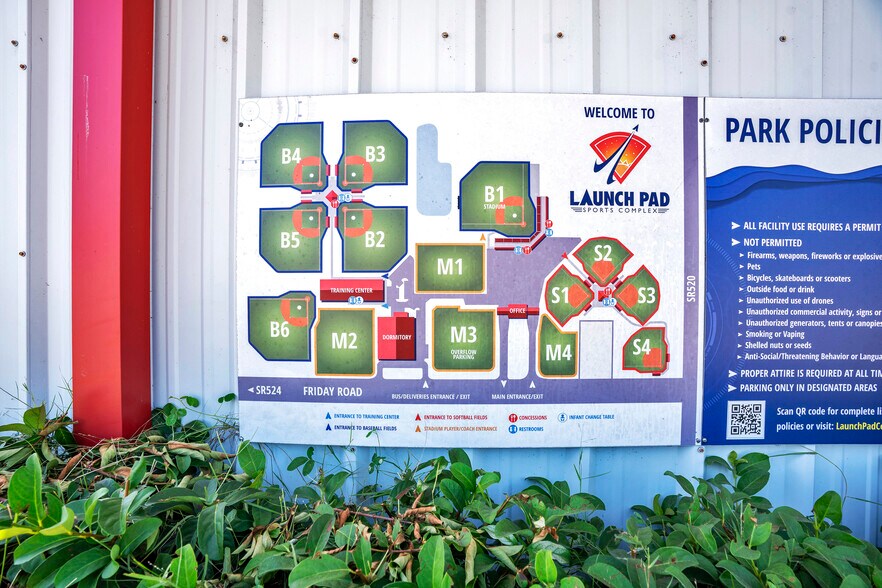 500 Friday Rd, Cocoa, FL à vendre - Photo du bâtiment - Image 3 de 76