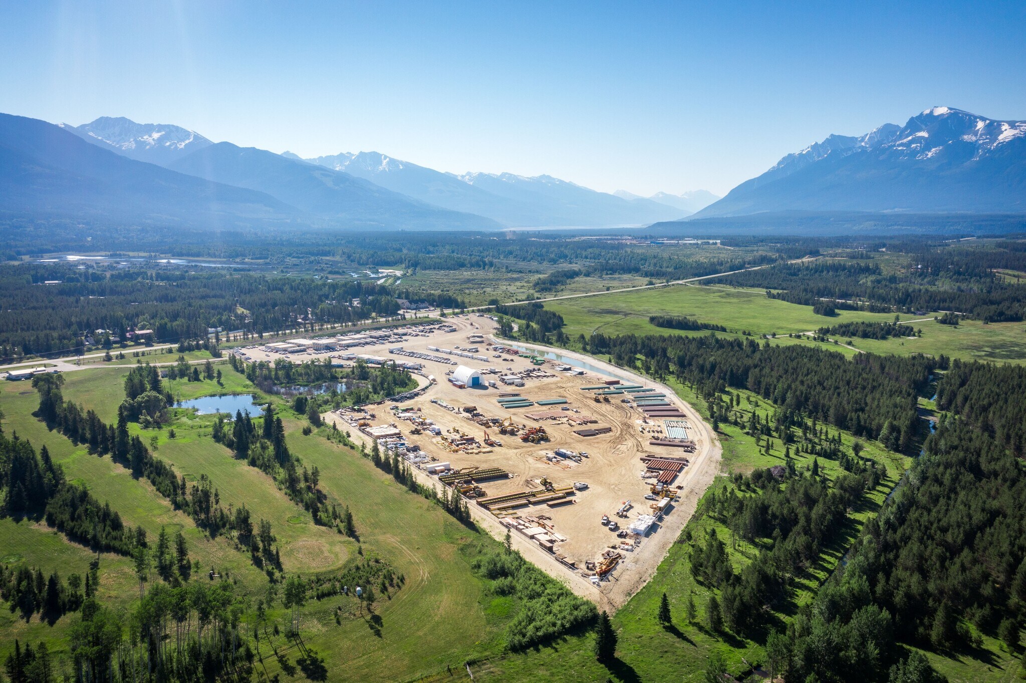 1755 Hwy 5, Valemount, BC à vendre Photo du bâtiment- Image 1 de 1