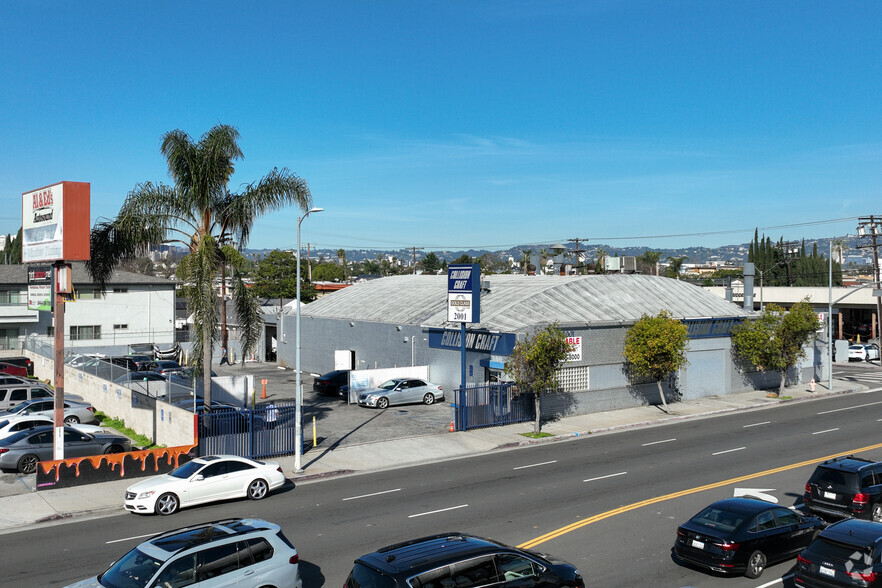 2001 S La Cienega Blvd, Los Angeles, CA for lease - Building Photo - Image 1 of 17