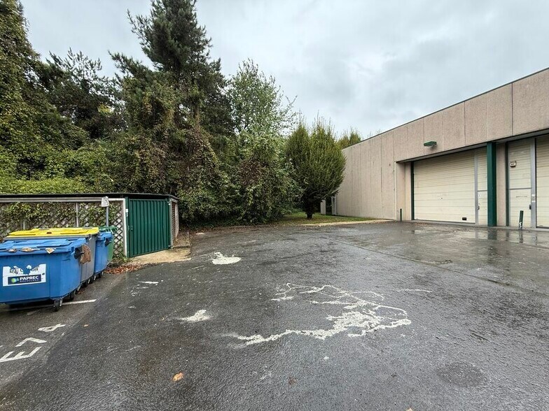 Industrial in Villepinte for lease - Building Photo - Image 3 of 8
