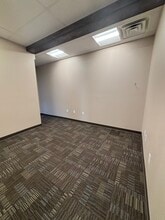 2099 W Highway 50, Pueblo, CO à louer Photo intérieure- Image 2 de 5