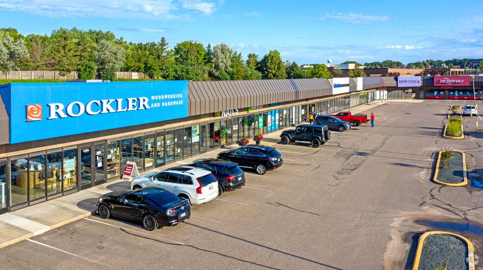 12905-13059 Ridgedale Dr, Minnetonka, MN à louer - Photo du bâtiment - Image 2 de 4