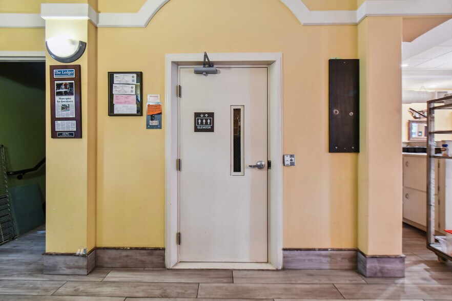 116 S Tennessee Ave, Lakeland, FL à louer - Hall d’entrée - Image 2 de 8