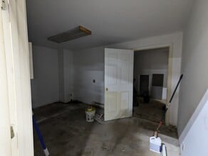 7 Dunnell Ln, Pawtucket, RI for lease Building Photo- Image 1 of 8