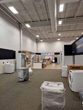 1315 United Blvd, Coquitlam, BC for lease Interior Photo- Image 2 of 8