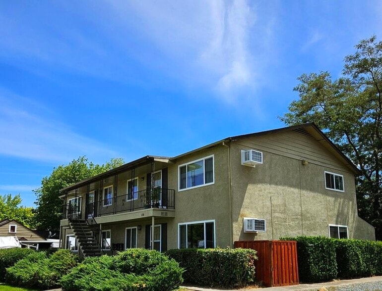 350 Alder St, Central Point, OR for sale - Building Photo - Image 3 of 6