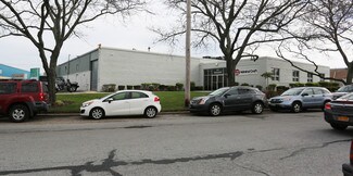 Plus de détails pour 800-820 Shames Dr, Westbury, NY - Industriel à louer