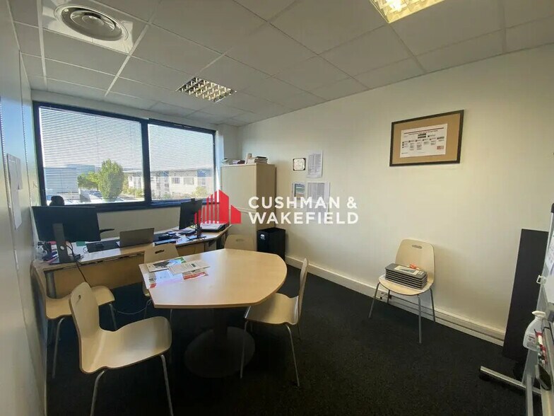 Flex dans Colomiers à louer - Photo du bâtiment - Image 2 de 11