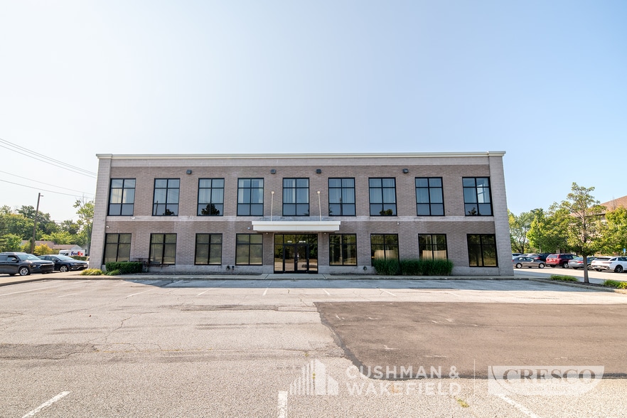 4834 Richmond Rd, Warrensville Heights, OH for lease - Building Photo - Image 3 of 4