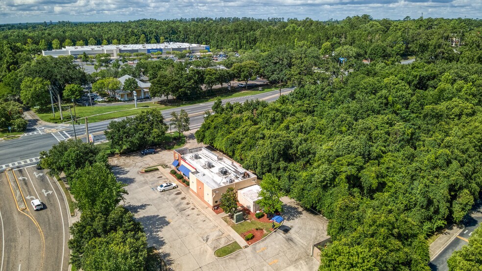 3570 Apalachee Pky, Tallahassee, FL à vendre - Photo du bâtiment - Image 2 de 11
