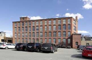 Plus de détails pour 131 Davidson St, Lowell, MA - Bureau à vendre