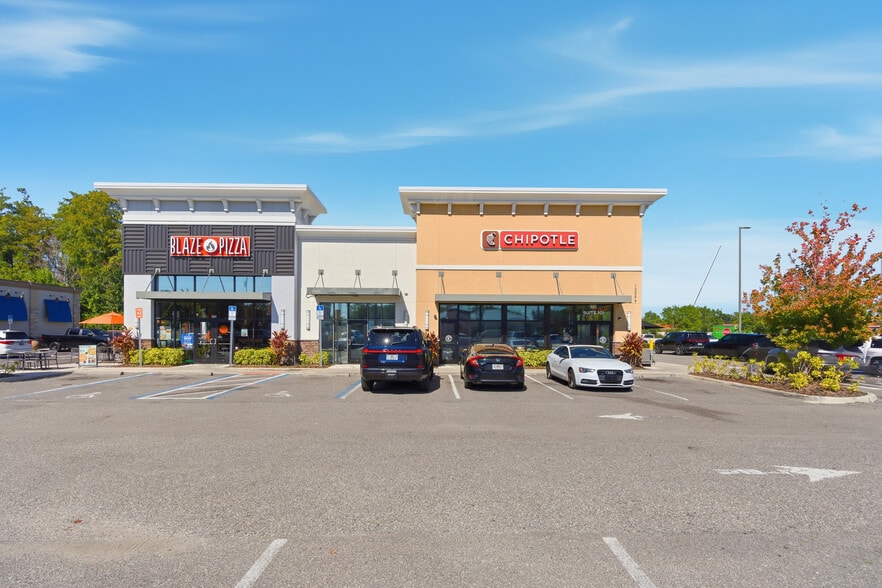 13599 W Colonial Dr, Winter Garden, FL for lease - Building Photo - Image 2 of 15