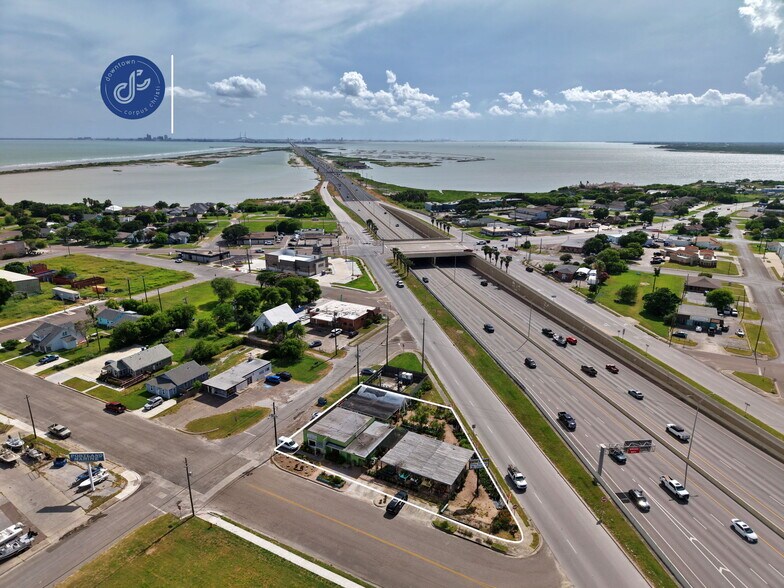 801-809 Houston St, Portland, TX à vendre - Photo du bâtiment - Image 2 de 23