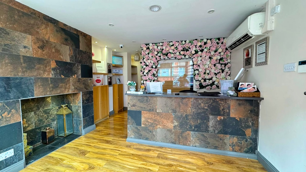 89 St Leonards Rd, Windsor for lease Interior Photo- Image 1 of 4