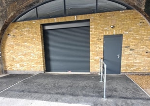 86-87 Cable St, London for lease Building Photo- Image 1 of 1