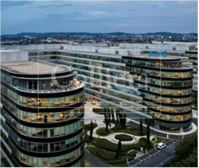 80 Quai Voltaire, Bezons à louer - Photo du bâtiment - Image 3 de 8