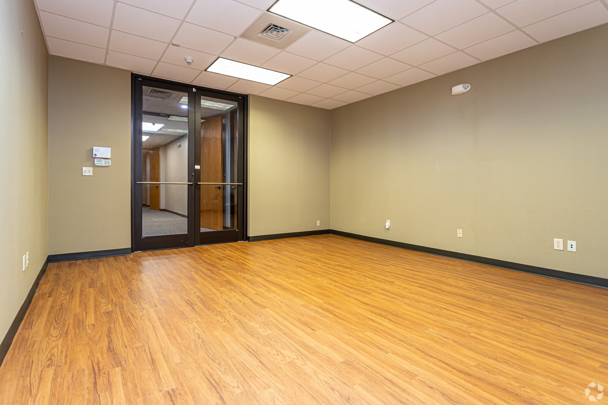 5757 Corporate Blvd, Baton Rouge, LA for lease Interior Photo- Image 1 of 10
