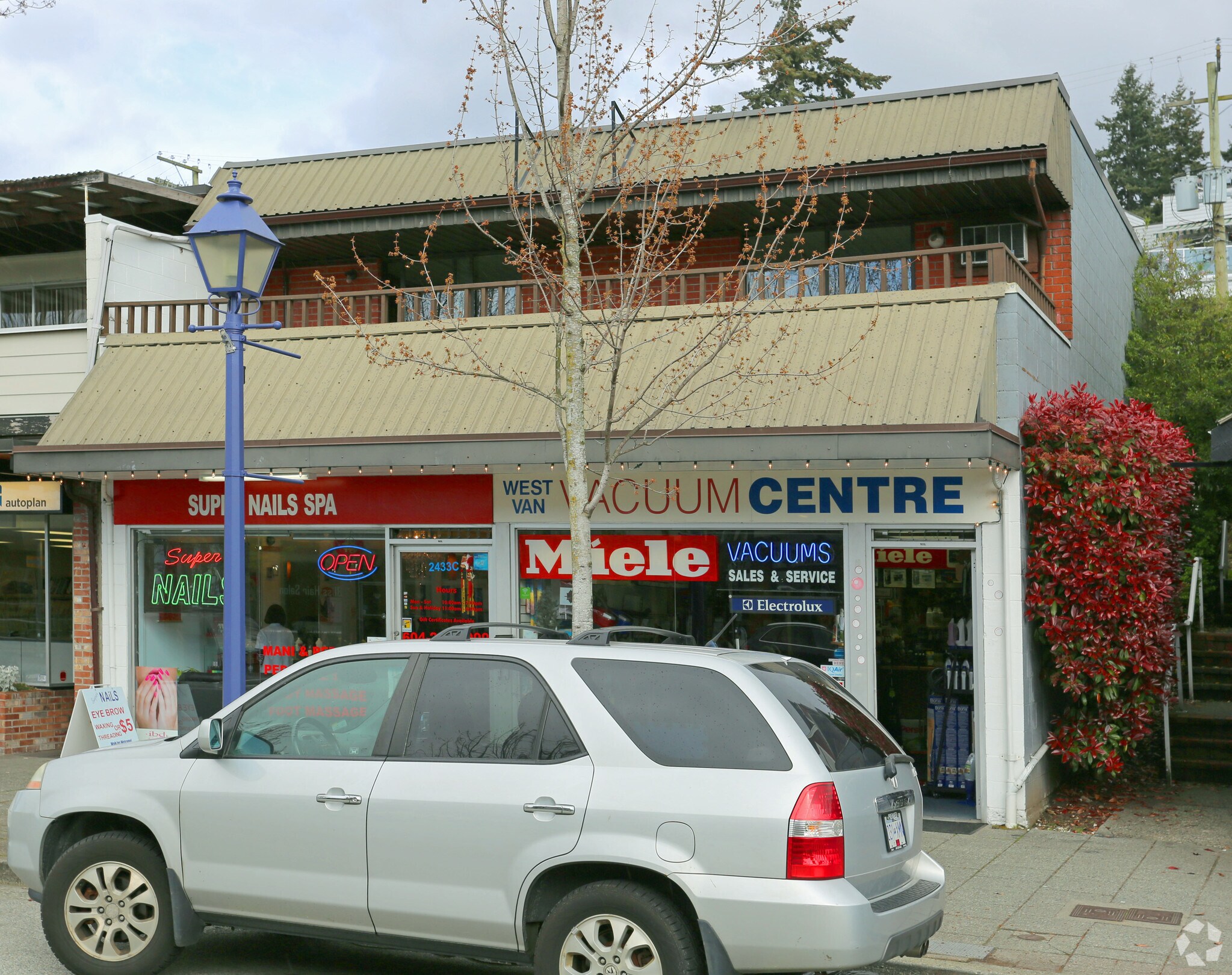 2433 SW Marine Dr, West Vancouver, BC for sale Primary Photo- Image 1 of 1