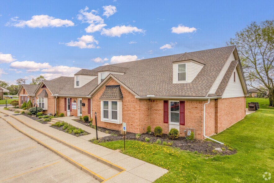 304 Edgewood Dr, Trenton, OH à louer - Photo du bâtiment - Image 3 de 35