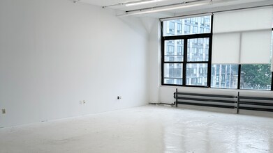 22-19 41st Ave, Long Island City, NY for lease Interior Photo- Image 2 of 2