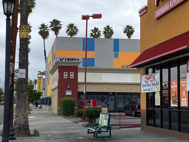 Plus de détails pour 8510-8530 S Figueroa St, Los Angeles, CA - Commerce de détail à louer