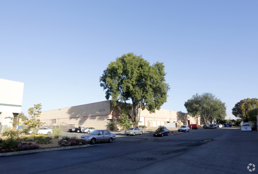 2215-2221 Ringwood Ave, San Jose, CA for lease - Primary Photo - Image 1 of 8